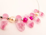 pinknecklace1_thumb
